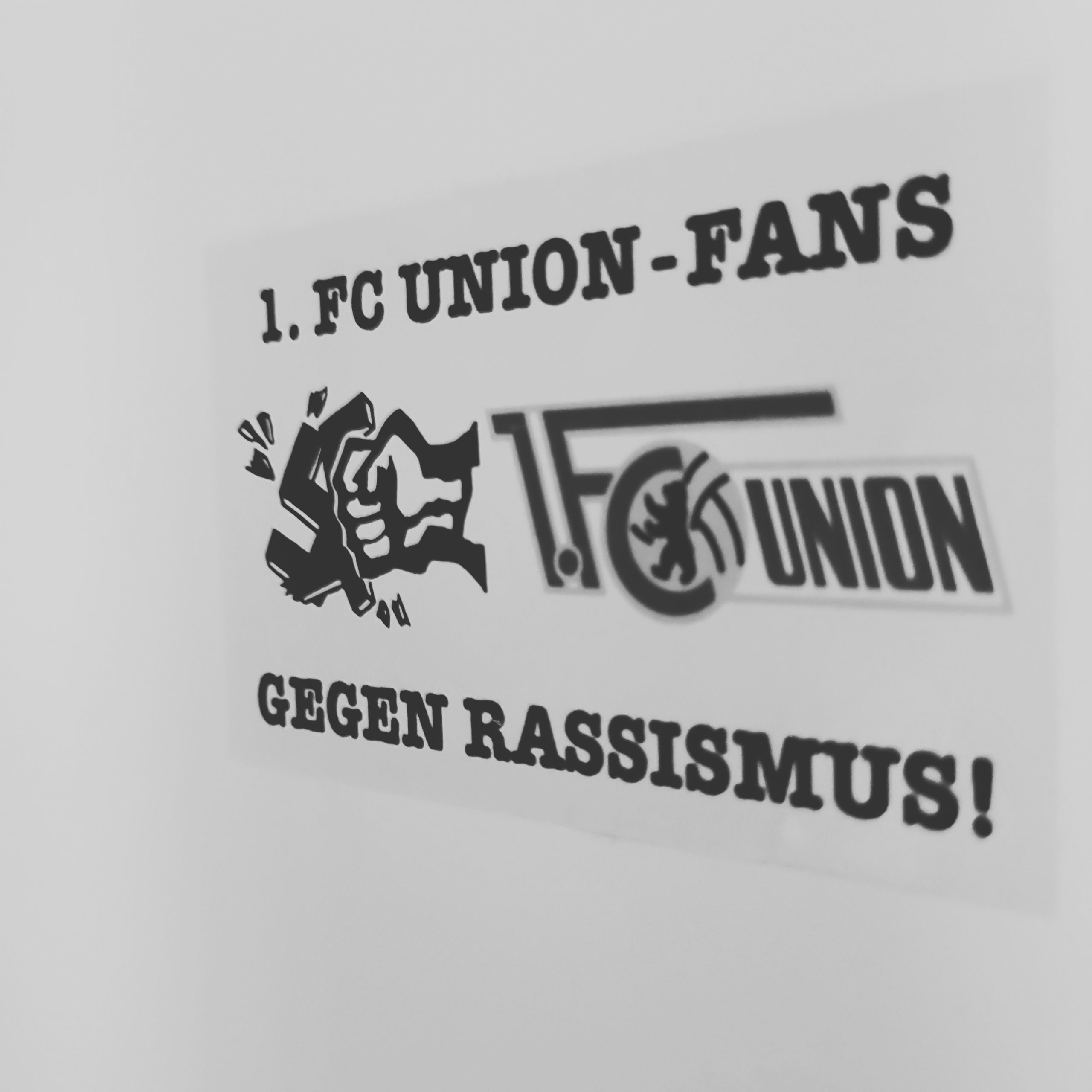 FC Union Berlin Fans gg Rassismus Aufkleber